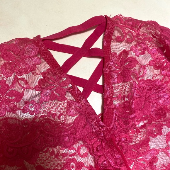 NWOT Oh Là Là Chéri Hot Pink Lace Crotchless Panties - Picture 7 of 8